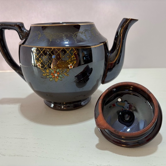 Japanese Moriage “Brown Betty” Teapot‎ Redware Hand Painted Vintage 1940s -50s - Picture 8 of 11